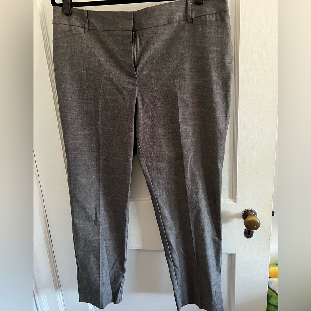 NEW Van Heusen Pants classic fit with stretch Size 14 Short
